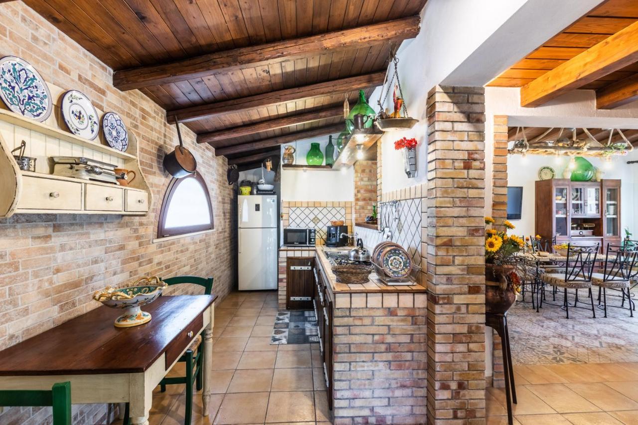 Villa Suq With Pool, Parking & Wifi Ното Екстер'єр фото