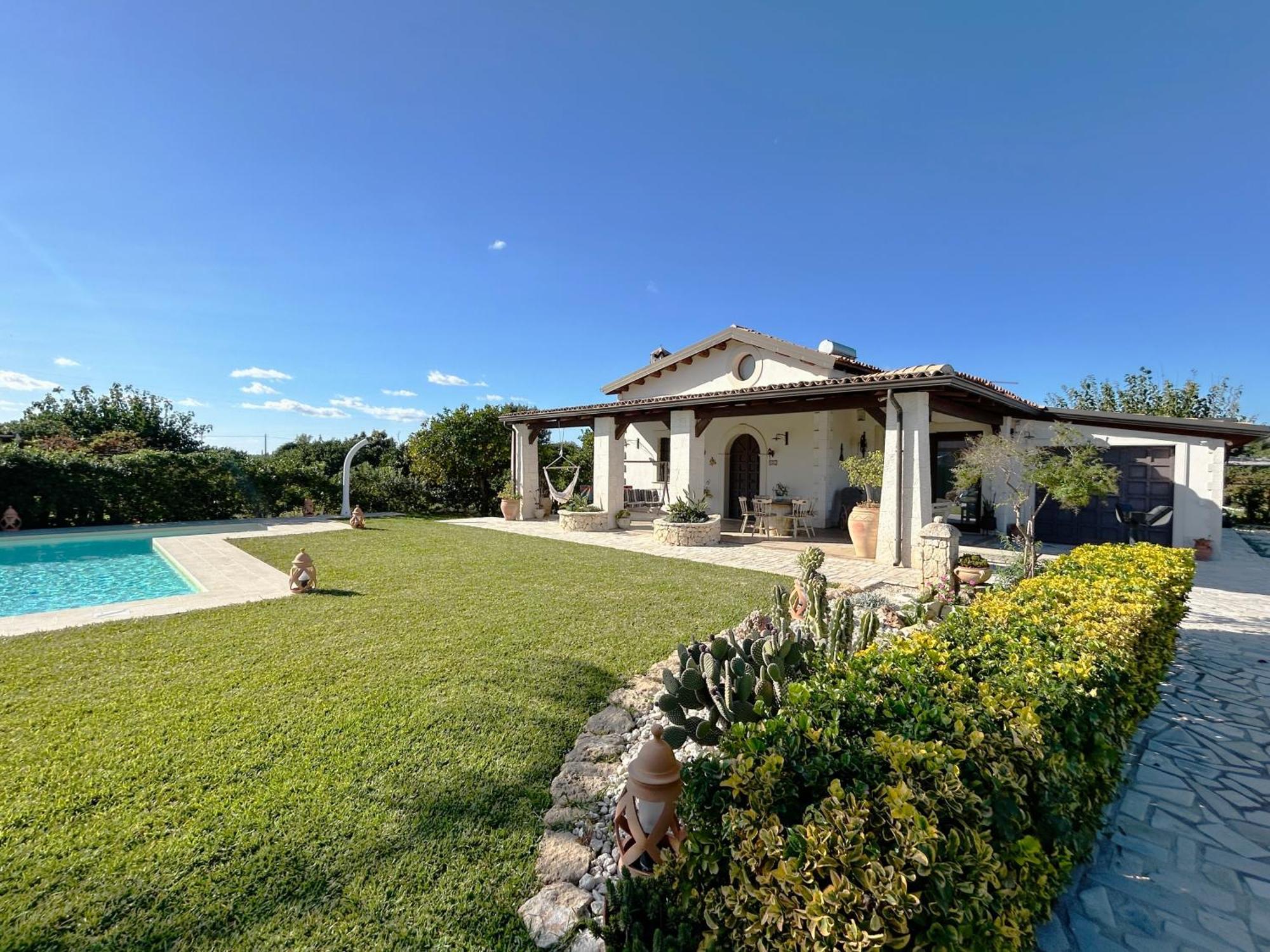 Villa Suq With Pool, Parking & Wifi Ното Екстер'єр фото
